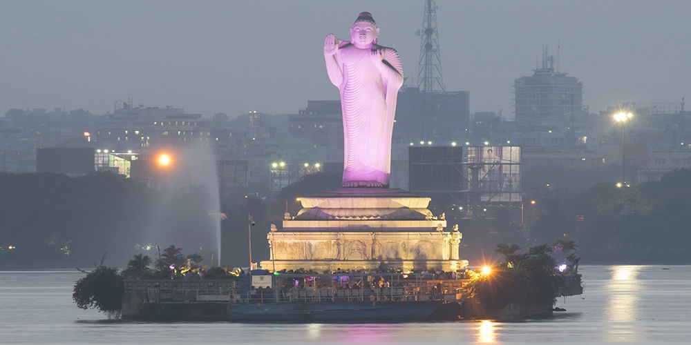 hussain Sagar Lake